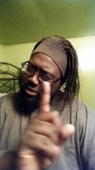 Ce chanteur Gospel déchire tout! Jusqu'à en perdre ses cheveux!