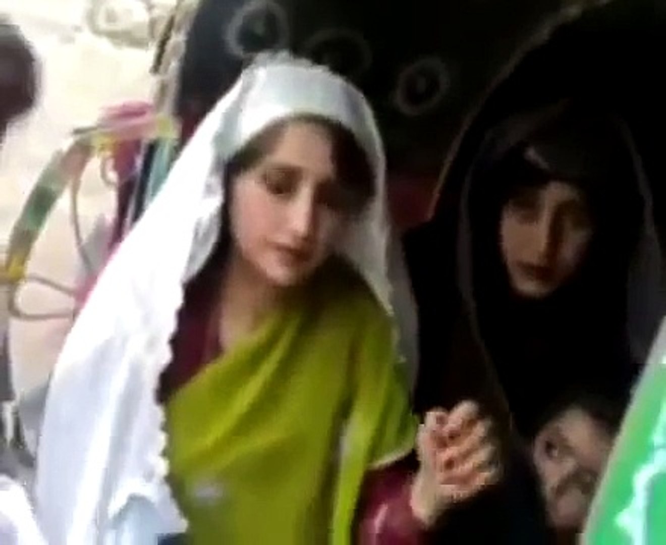 Pashto Local Girl Video In Suzuki - video Dailymotion