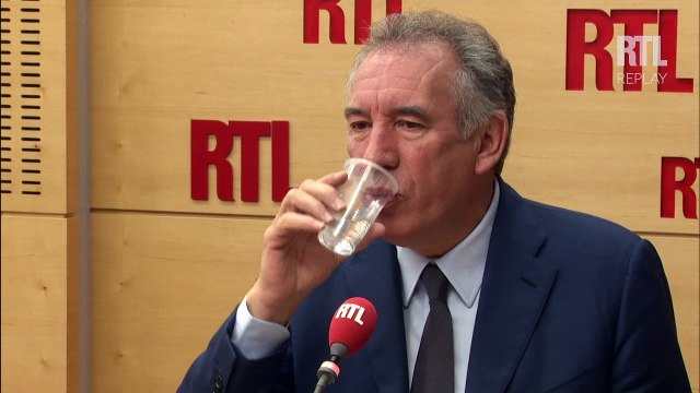 Assassinats ciblés de djihadistes : C'est une phrase qui ne devrait pas trouver sa place dans un livre de confidences , estime F. Bayrou