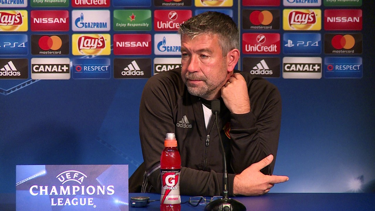C1     Paris SG - F.C Bâle: conférence d'avant match de Urs Fischer