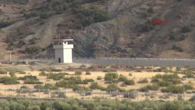 Kilis Suriye Sınırında Hatay'dan, Kilis'e Kadar Duvar Örüldü