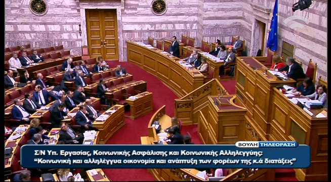 Ο Νίκος Παππάς απαντά για τις τηλεοπτικές άδειες