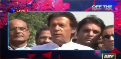 Kashif Abbasi plays the old clips of Nawaz Sharif and Imran Khan and compares them.