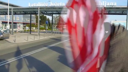 Michael Moore sorprende con una película contra Trump