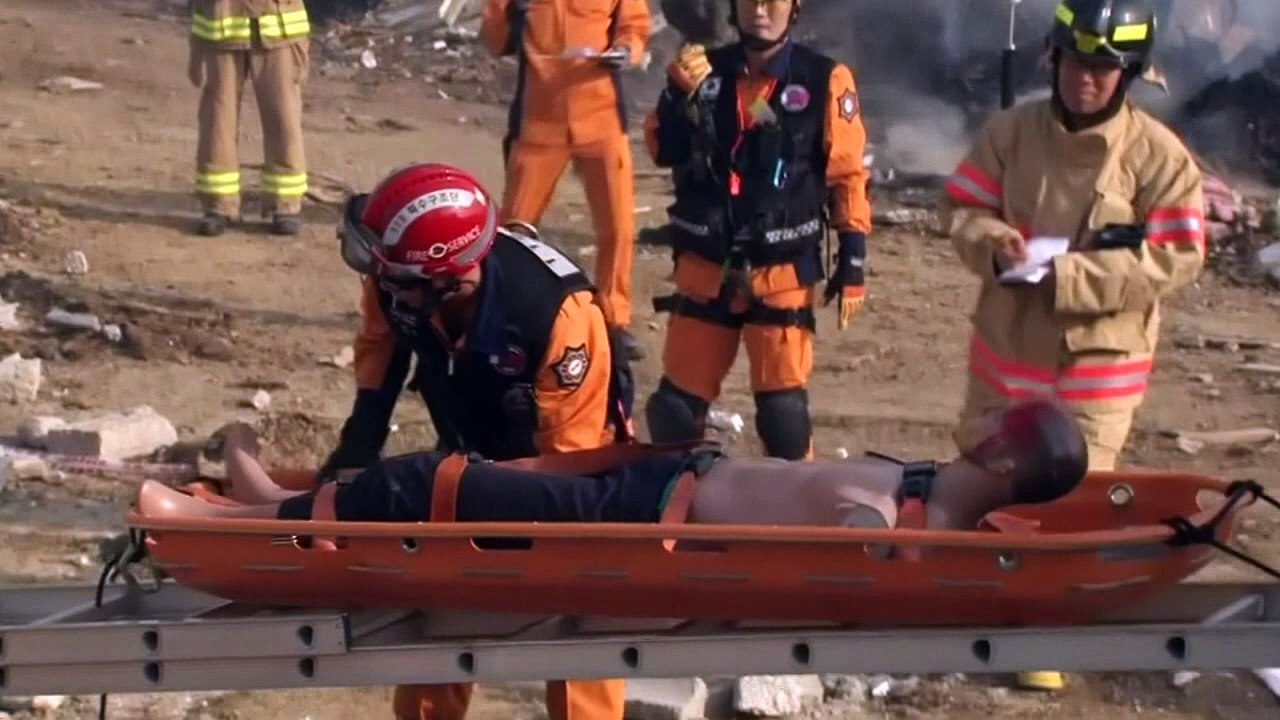 South Korea stages earthquake drill in Seoul