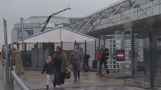 Attentats à Bruxelles : Les tentes devant le hall des départs vont disparaître