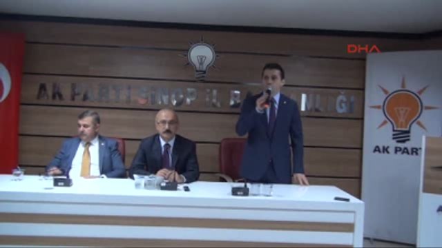 Sinop Kalkınma Bakanı Lütfi Elvan, Sinop'ta Esnafı Ziyaret Edip Sohbet Etti