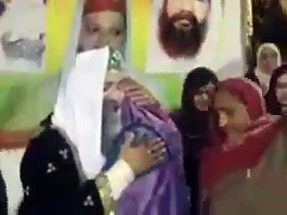 ‫Sani Mian - متوجہ هو ں!!! _ایسے دو نمبر اور بغیرت پیروں کو... _ Facebook‬