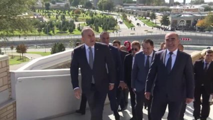 Çavuşoğlu, Semerkant'ta Eski Özbekistan Cumhurbaşkanı Kerimov'un Kabrini Ziyaret Etti