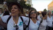 Miles de mujeres exigen en una marcha un acuerdo de paz entre Israel y Palestina