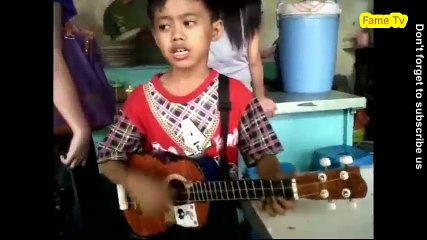 Jangan Salah fokus ya guys