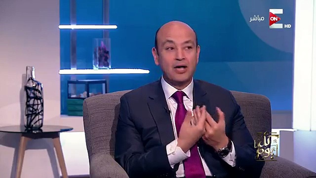 محمد كريم لـ عمرو اديب : الناس بتعمل على قفاك فلوس كتير قوي