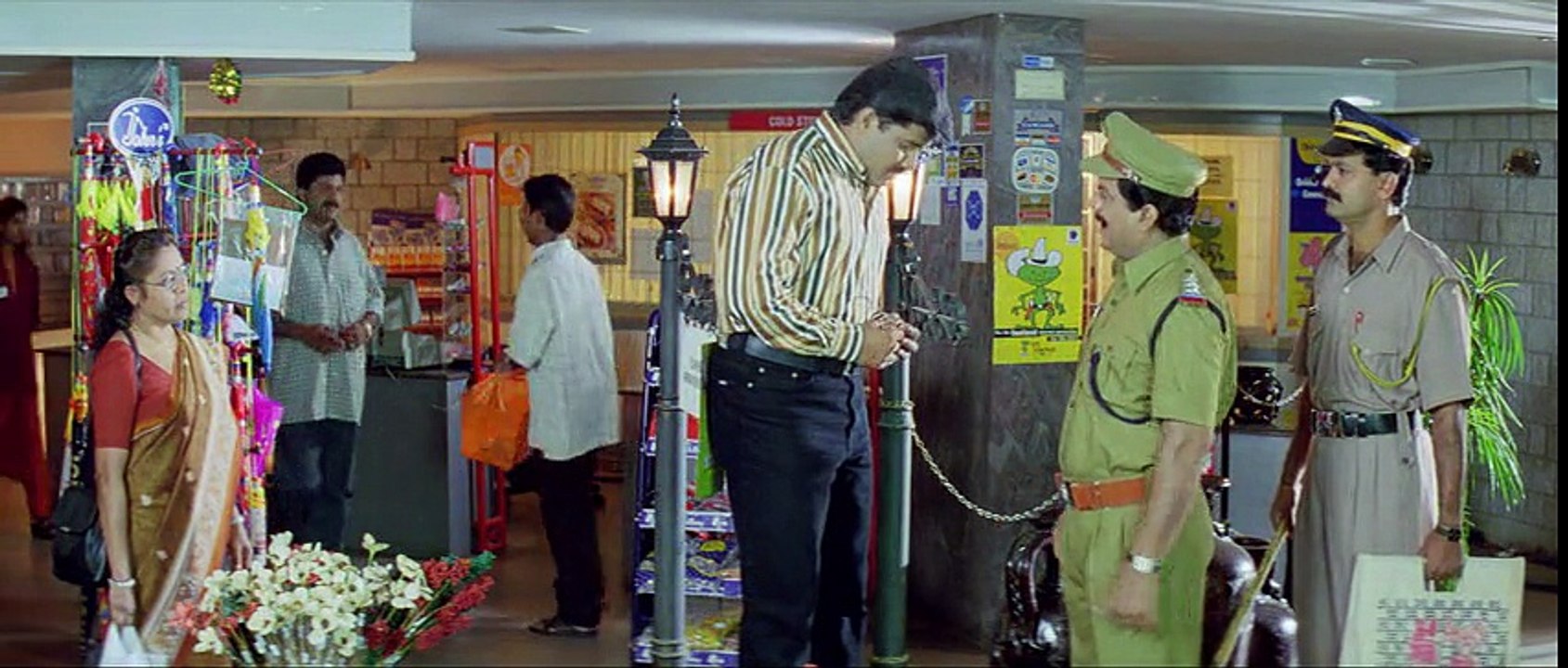 3 Wicketina 365 Runs (2016) Malayalam DVDRip Watch Online Part 1