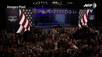 Clinton accuse Trump d'être la "marionnette" de Poutine