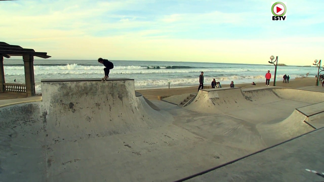 Zarautz: Skate y Surfistas en la playa - Euskadi Surf TV