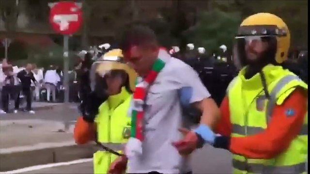 Violents affrontements entre les ultras du Legia Varsovie et la police espagnole