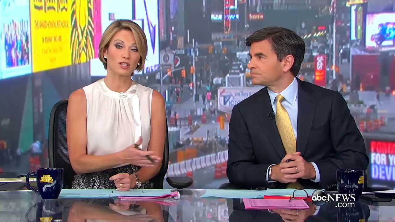 Go Inside Mexican Drug Lord "El Chapo" Prison Escape Tunnel | Good Morning America | ABC News