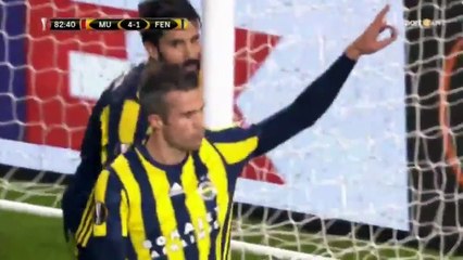 Sir Alex Ferguson's Reaction To Robin Van Persie Super Goal