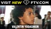 Valentin Yudashkin Spring/Summer 2017 Hairstyle | FTV.com