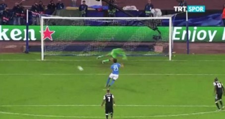 Quaresma, Fabri'nin Yediği Penaltı Golünde Ters Tarafı İşaret Etti