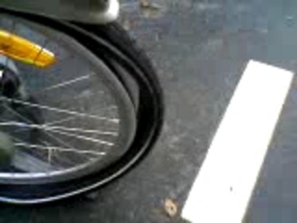 Certains cassent les Velib'