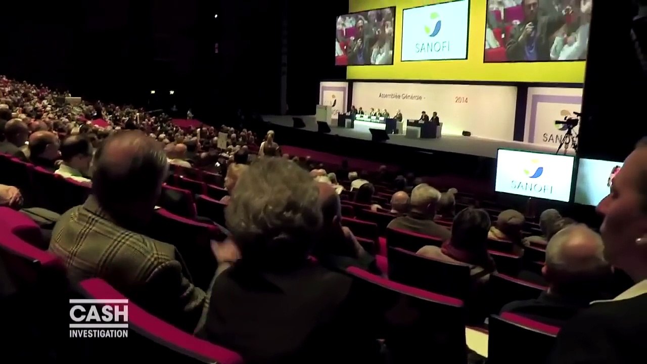 "Cash investigation" : Elise Lucet interrompt l'assemblée des actionnaires et interpelle le patron de Sanofi