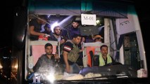 Cientos de rebeldes sirios dejan ciudad sitiada cerca de Damasco