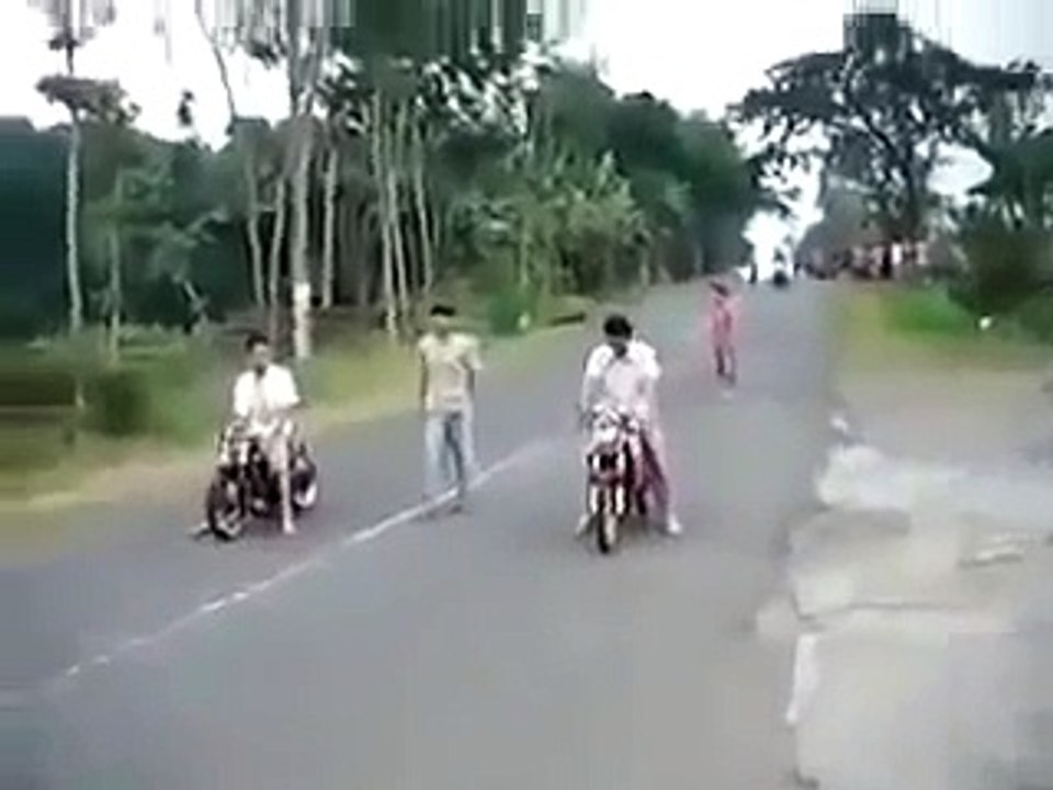 NeedFullSpeed Yamaha RX KING Vs Kawasaki Ninja DRAG RACE YouTube   YouTube