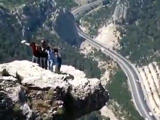 TÜRK OLMAK AYRICALIK İSTER. :)