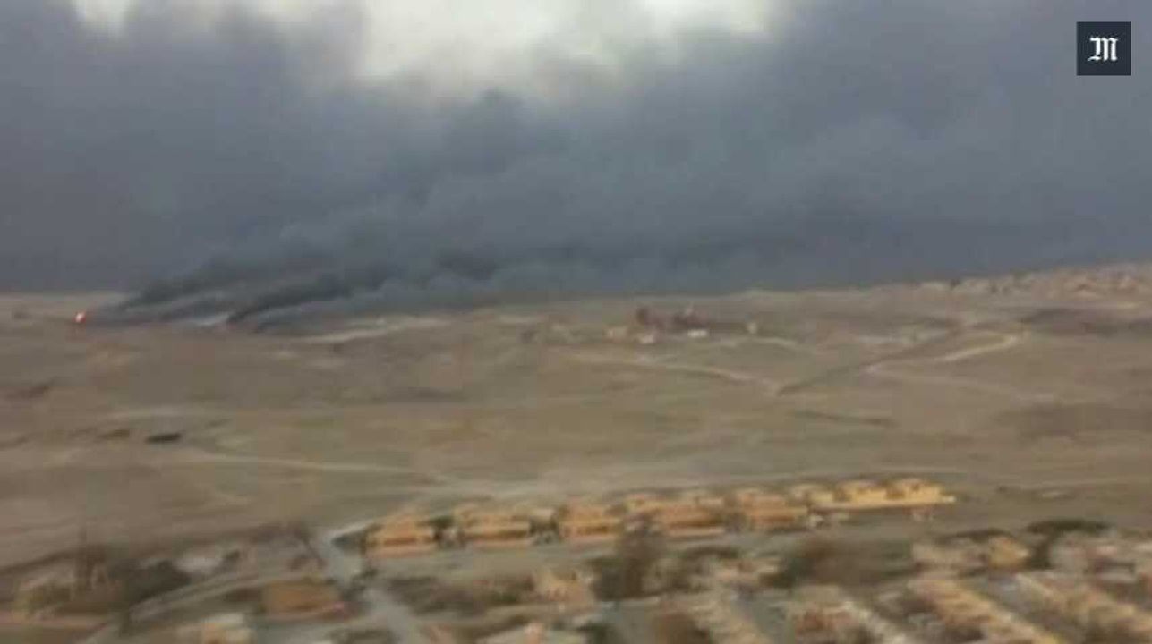 L'armée irakienne diffuse des images aériennes de champs de pétrole en feu