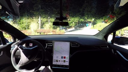 La Tesla est maintenant totalement autonome en ville et sur autoroute - Mise à jour