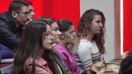 Descargar video: Report TV - Viti i ri akademik, Nikolla: Studentët zgjodhën vetë skemën e pranimeve