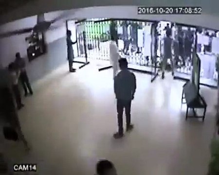 Jamiat students storms in ICS Punjab university