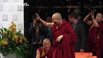 Le Dalaï Lama, un nouveau Milanais critiqué par les Chinois