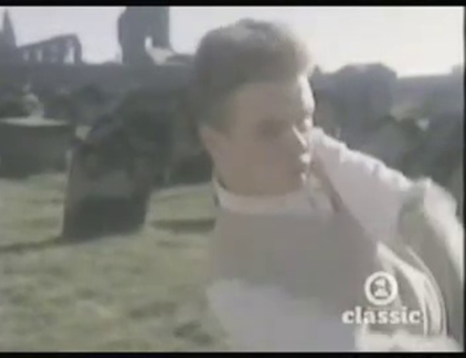 Simply Red - Holding Back The Years