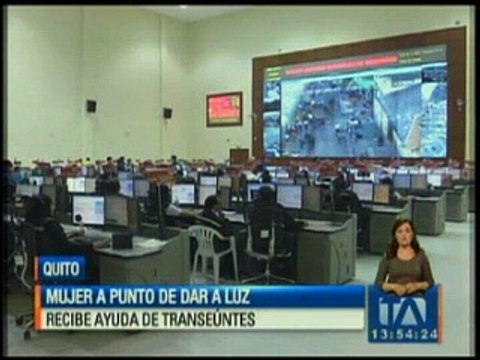 Mujer a punto de dar a luz recibió ayuda de transeúntes