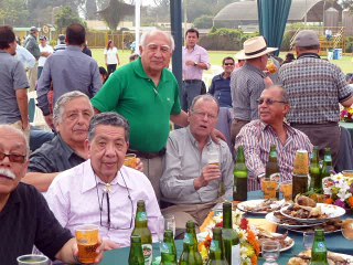 "A Mis Amigos" - Richard Sarria