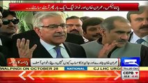 Khawaja Saad, Khawaja Asif & Imran Khan Face To Face Outside Court