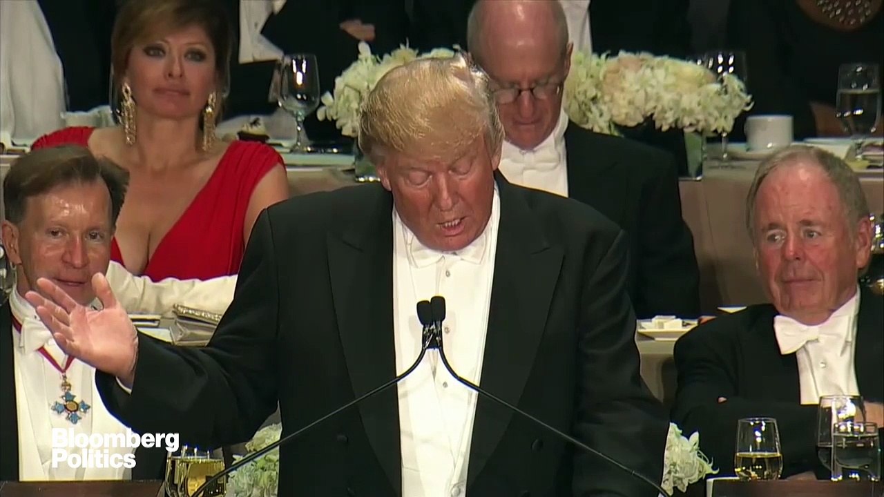 Trump’s Sour Comedy Routine Draws Boos at Al Smith Dinner