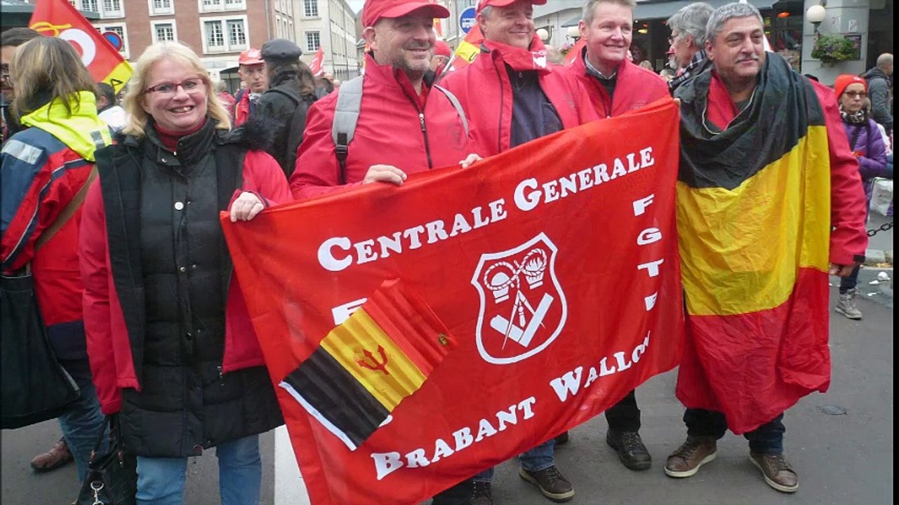 1 Manifestation à Amiens Soutien aux Camarades de Goodyear