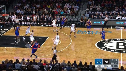 La petite danse de Brandon Jennings après un panier