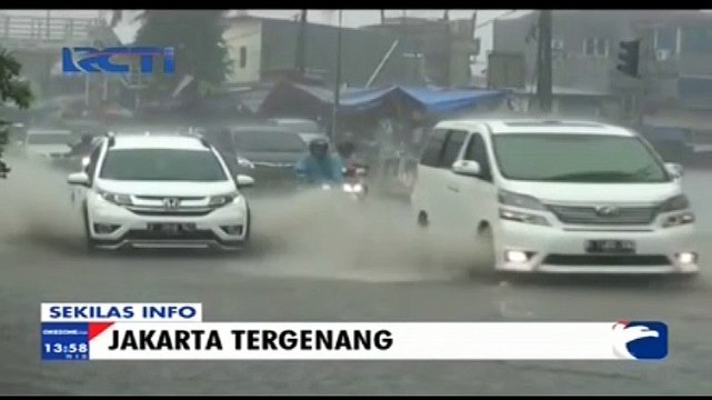 Diguyur Hujan Deras, Jakarta Langsung Tergenang