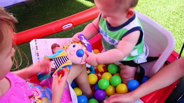 Little Tikes BABY Ballpit Wagon Twins Babies & Ball Pit Surprise Toys by DisneyCarToys