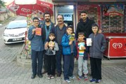 Üsküdar'da Bir Bakkalda Para Değil, Kitap Geçiyor