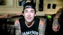 Sleeping With Sirens - CRAZY TOUR STORIES Ep. 455 [Warped Edition 2016]