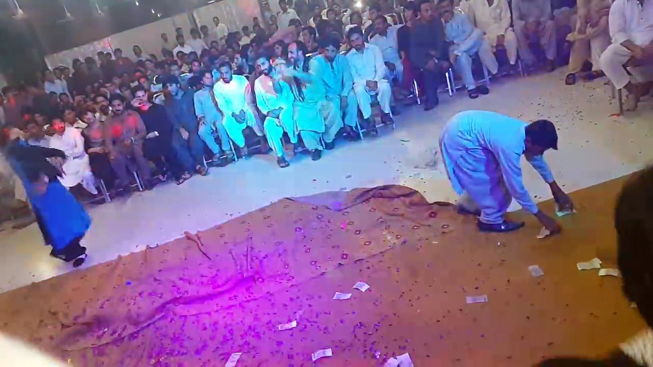 patho mast dance ........noman tomey