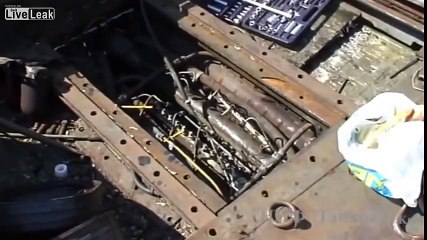 Réparer et redémarrer un char d'assaut vieux de 70 ans !