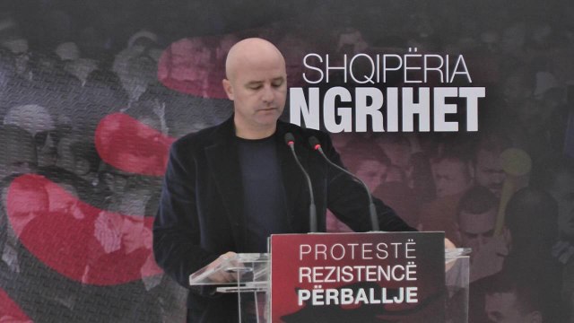 Report TV - PD: Kanabis në shkolla, droga kap edhe Greqinë por Rama e mohon