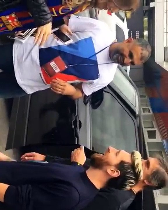 Lionel Messi Doesn't Have A Clue Who This Pop Star Is