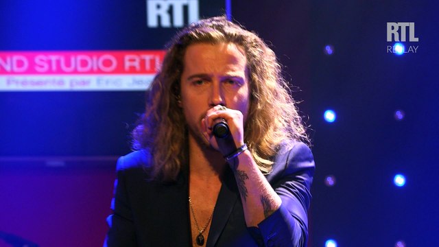 Sublime & Silence - Julien Doré sur scène dans le Grand Studio RTL